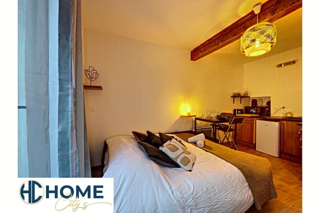 Apartamento Au Coeur Historique De Montpellier, 2 Personnes & Wifi *