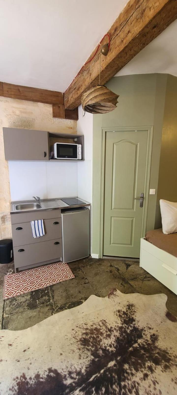 Apartamento Au Coeur Historique De Montpellier, 2 Personnes & Wifi Montpellier