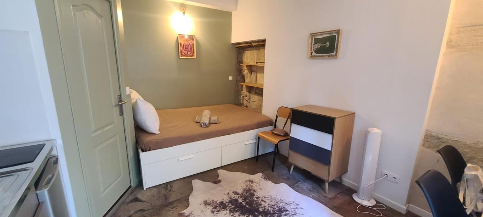 Au Coeur Historique De Montpellier, 2 Personnes & Wifi *
